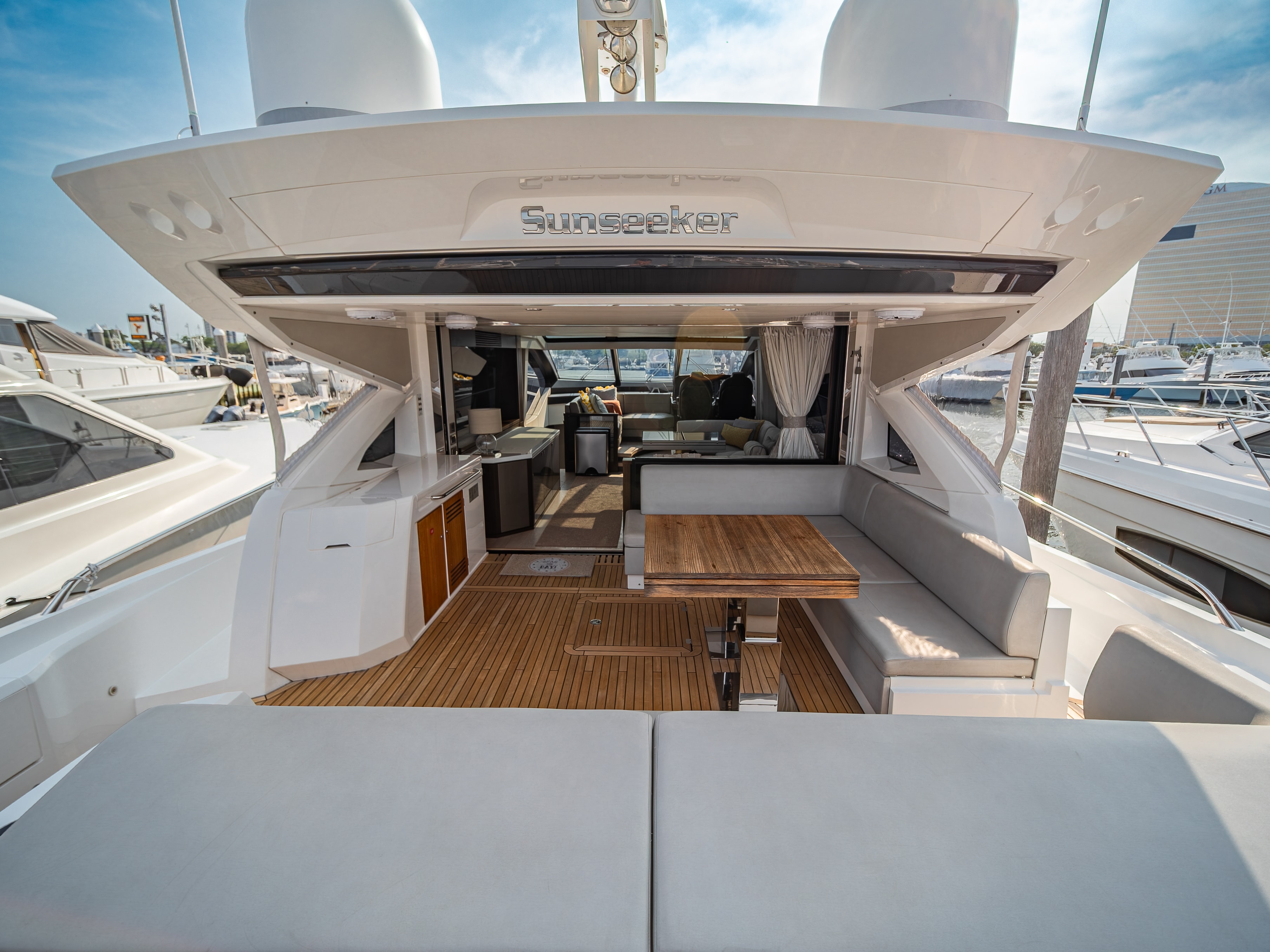 Sunseeker Predator Power Trip photo 1