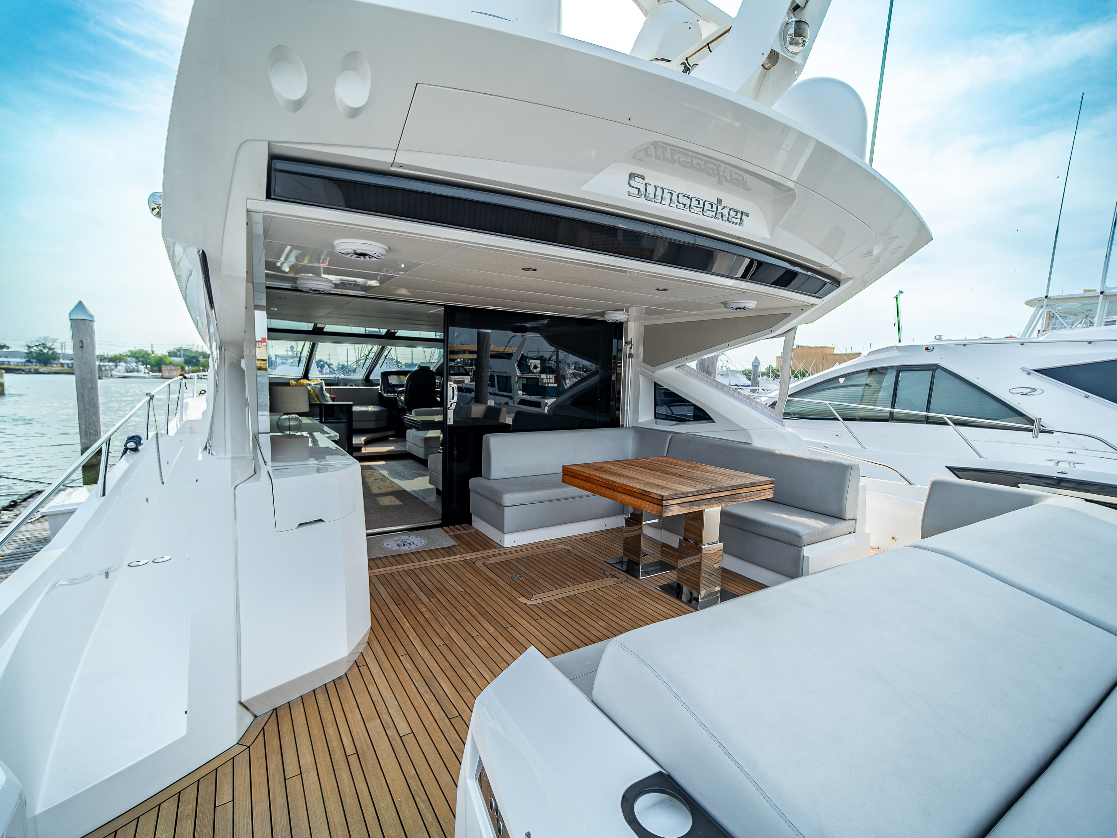 Sunseeker Predator Power Trip photo 6